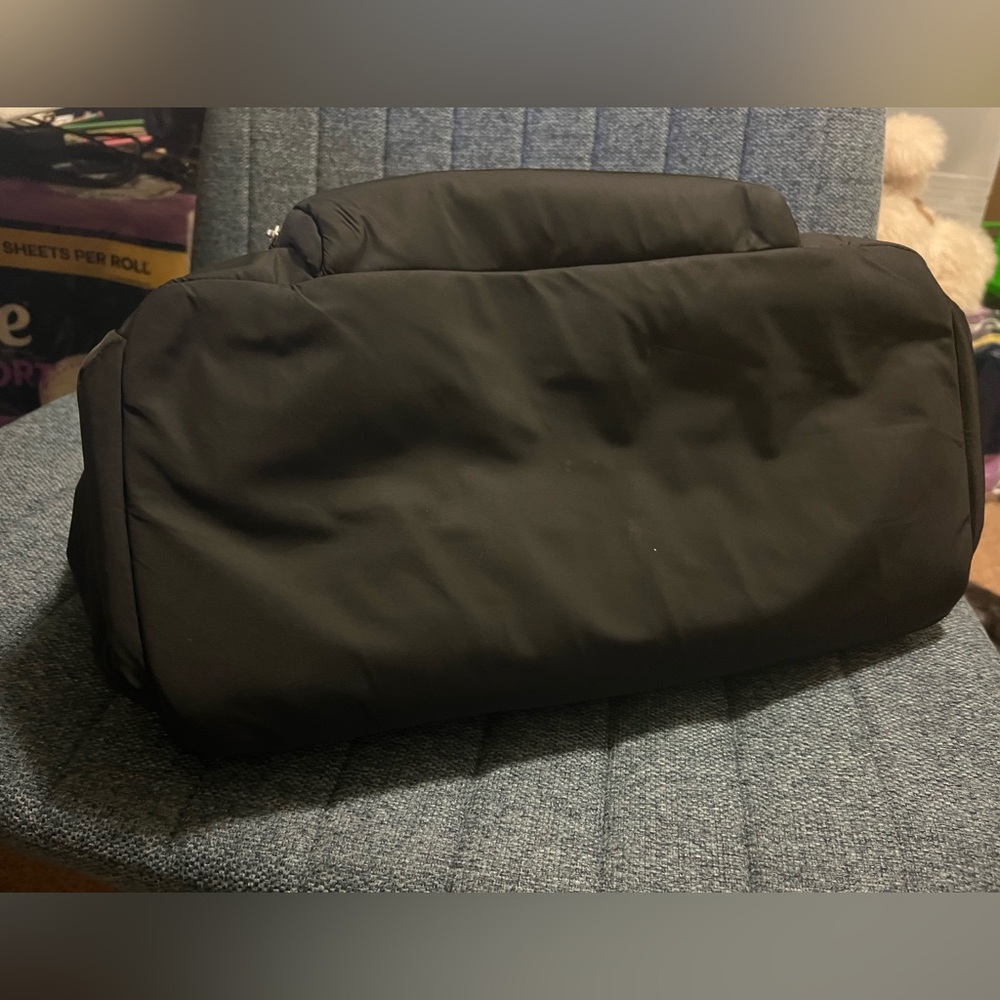 Lululemon diaper bag - Picture 5 of 5